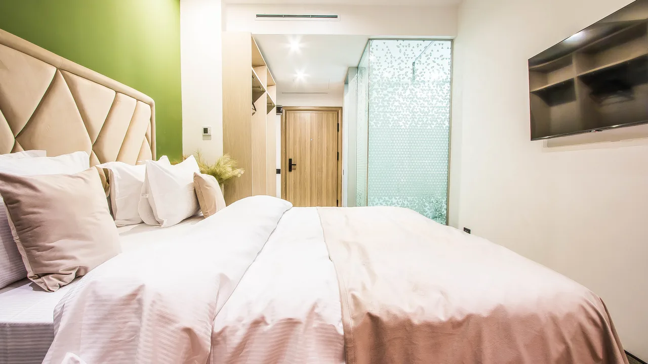 Deluxe Dublă cu Balcon — 6