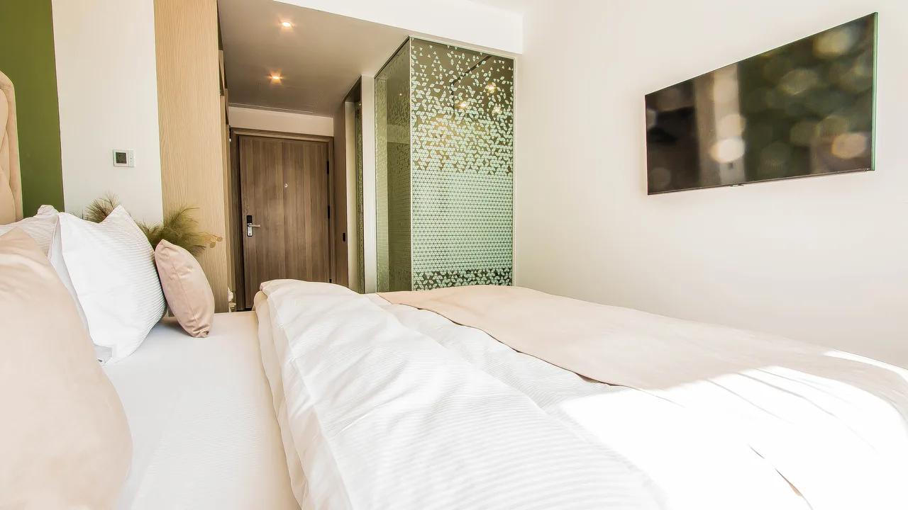 Deluxe Dublă cu Balcon — 9